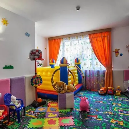 Apartment Sweet 2 *